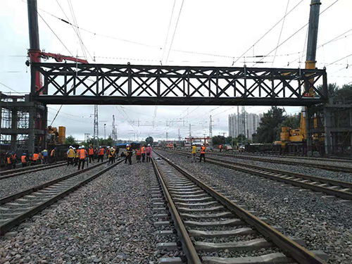 哈牡線(xiàn)平改立跨線(xiàn)人行天橋項目